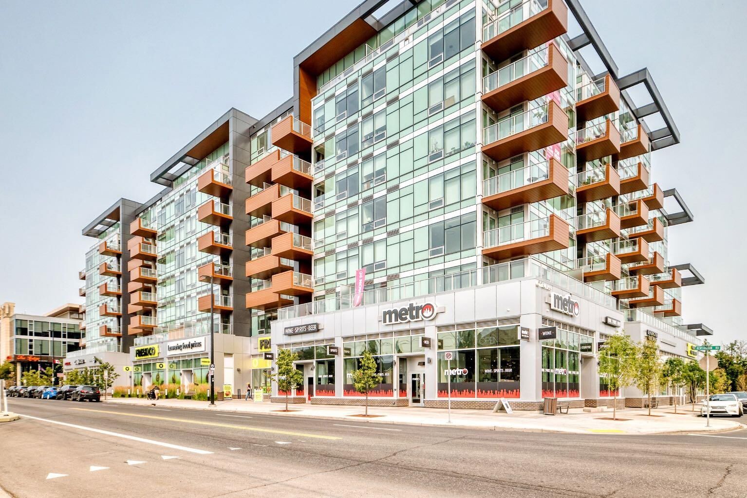 Property Photo:  110 18A Street NW 826  AB T2N 5G5 