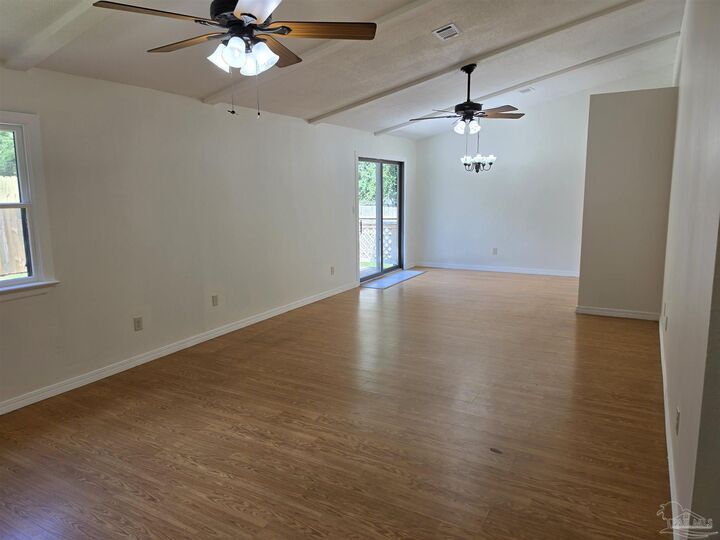 Property Photo:  1000 Stillbrook Rd  FL 32514 
