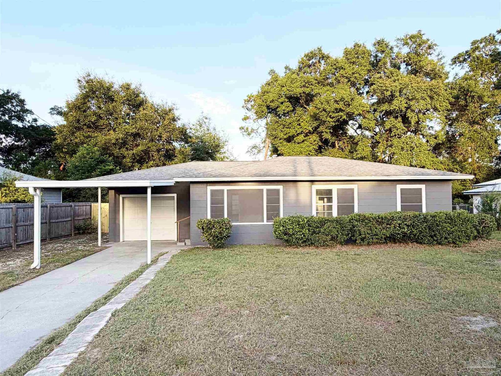 Property Photo:  240 Callaway Ave  FL 32505 