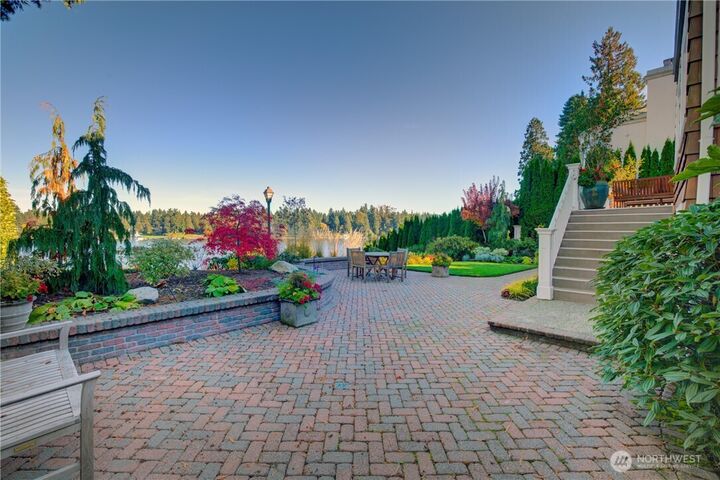 Property Photo:  3608  Evergreen Point Road  WA 98039 