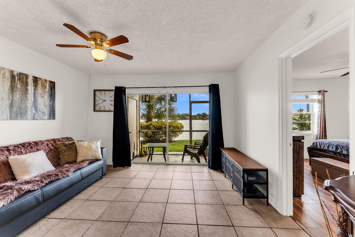 Property Photo: 5510 Lakeside Drive 106 FL 33063