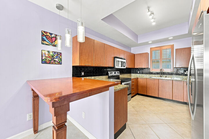 Property Photo:  2332 Vintage Drive  FL 33064 