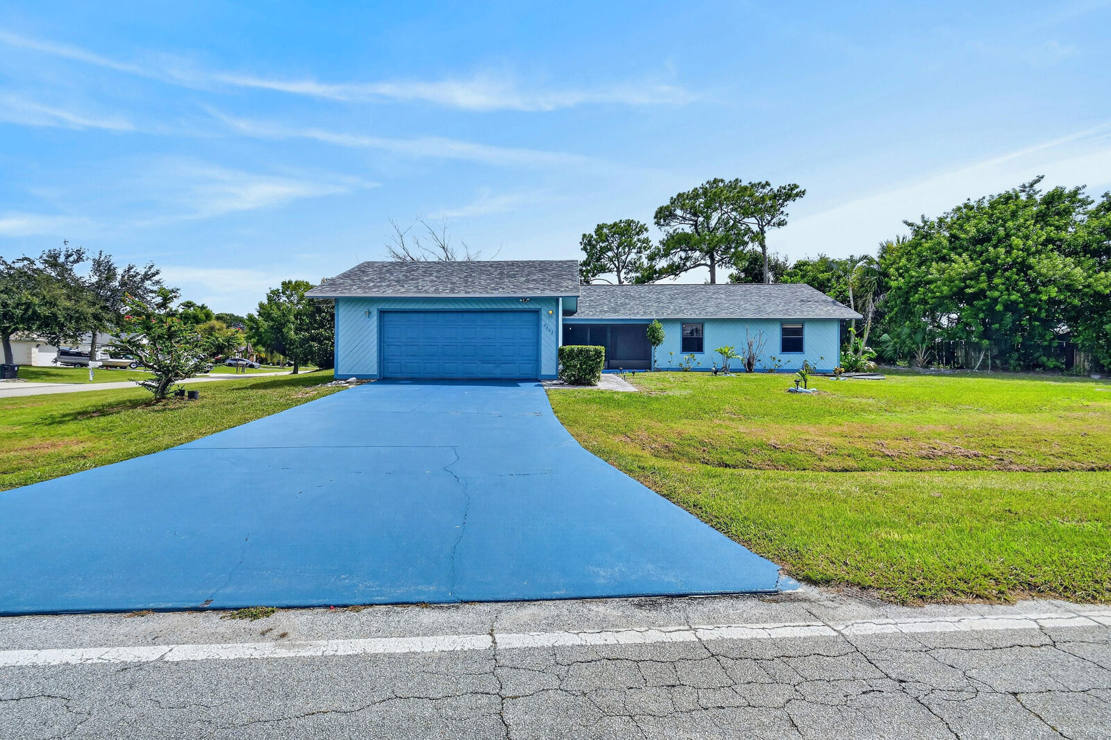 Property Photo:  2402 SW Summit Street  FL 34984 