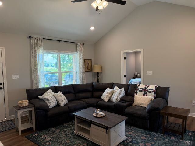 Property Photo: 1564 Mt Olivet Girkin Road KY 42101