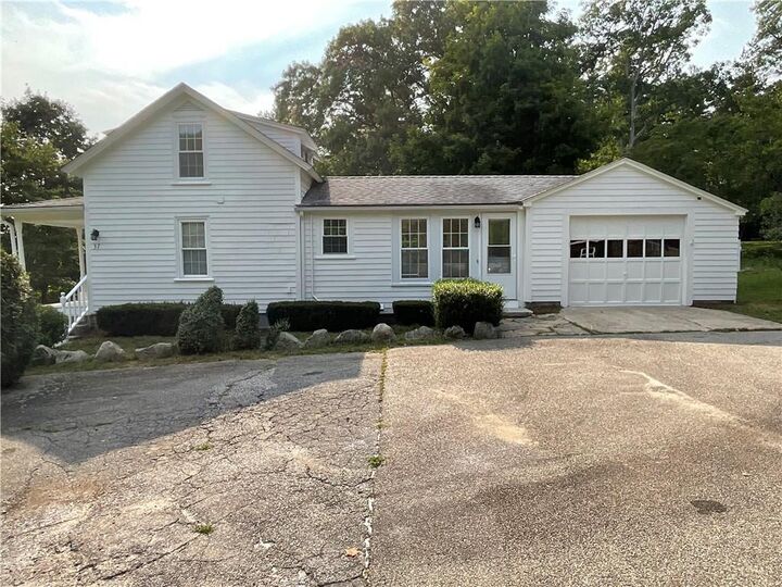 Property Photo: 37 Ryefield Road RI 02831