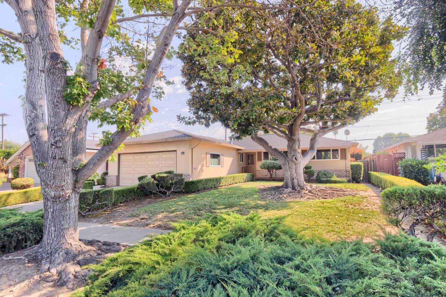 Property Photo: 2466 Meridian Avenue CA 95124