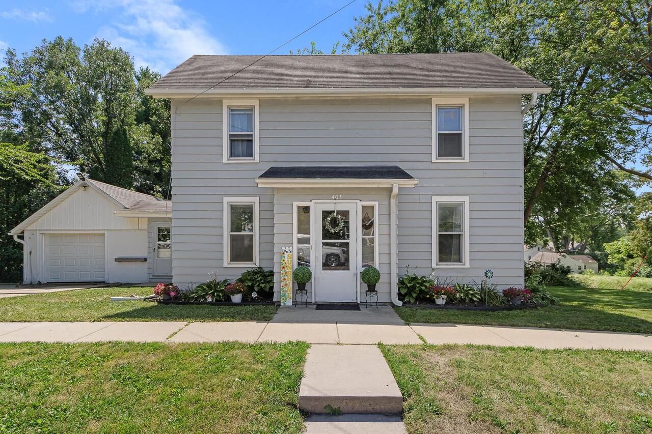 Property Photo: 401 Columbia Avenue WI 53532