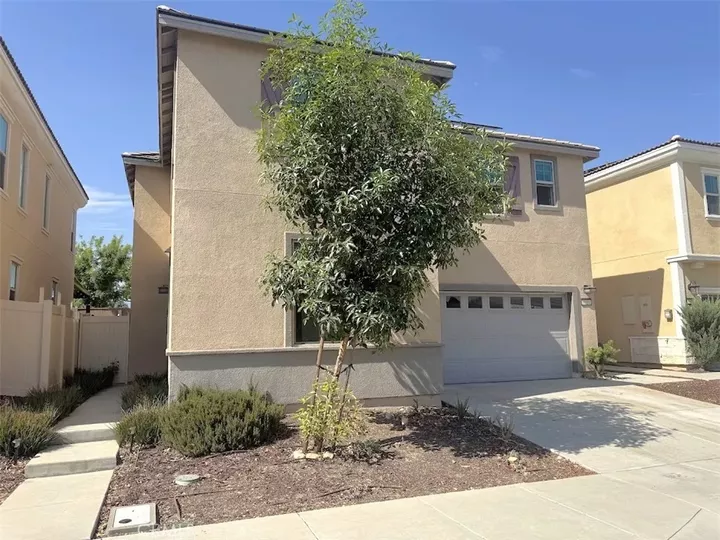 Property Photo:  1014 W Buttercup  CA 92376 
