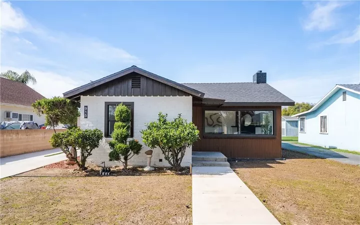 Property Photo:  915 N Pasadena Avenue  CA 91702 