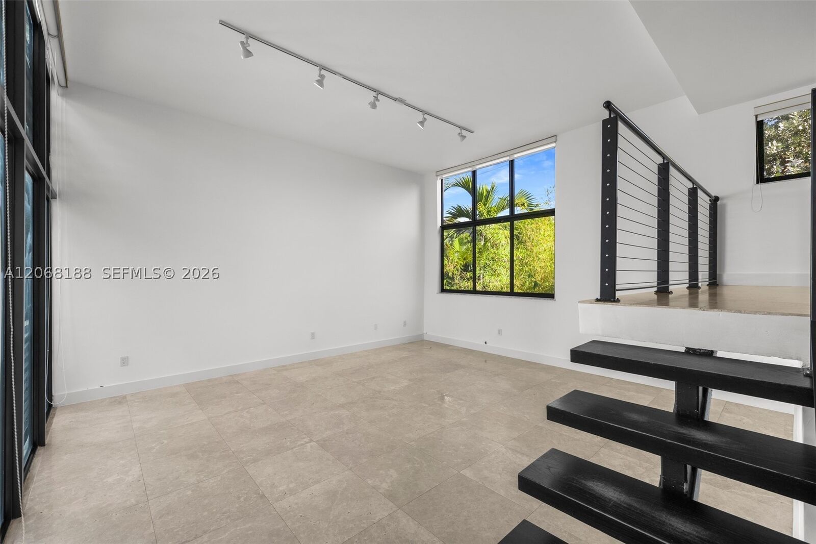 Property Photo: 225 E Enid Dr 44 FL 33149