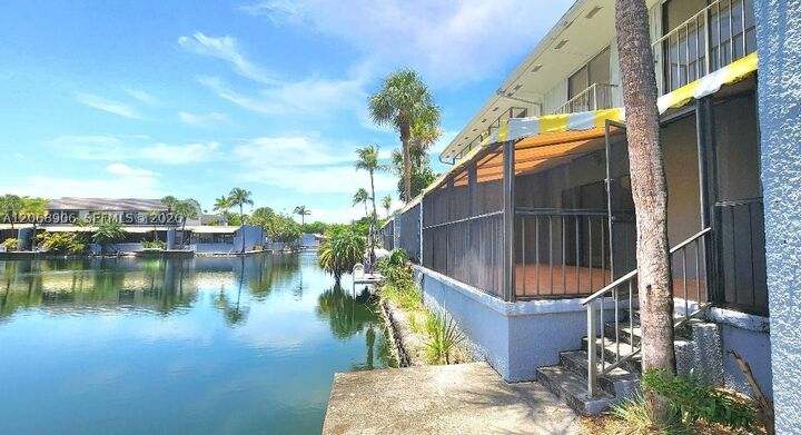 Property Photo: 16504 Bridge End Rd 16504 FL 33014