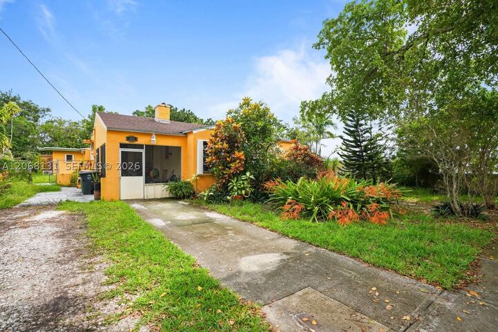 Property Photo:  12547 NE 4th Ave 1  FL 33161 