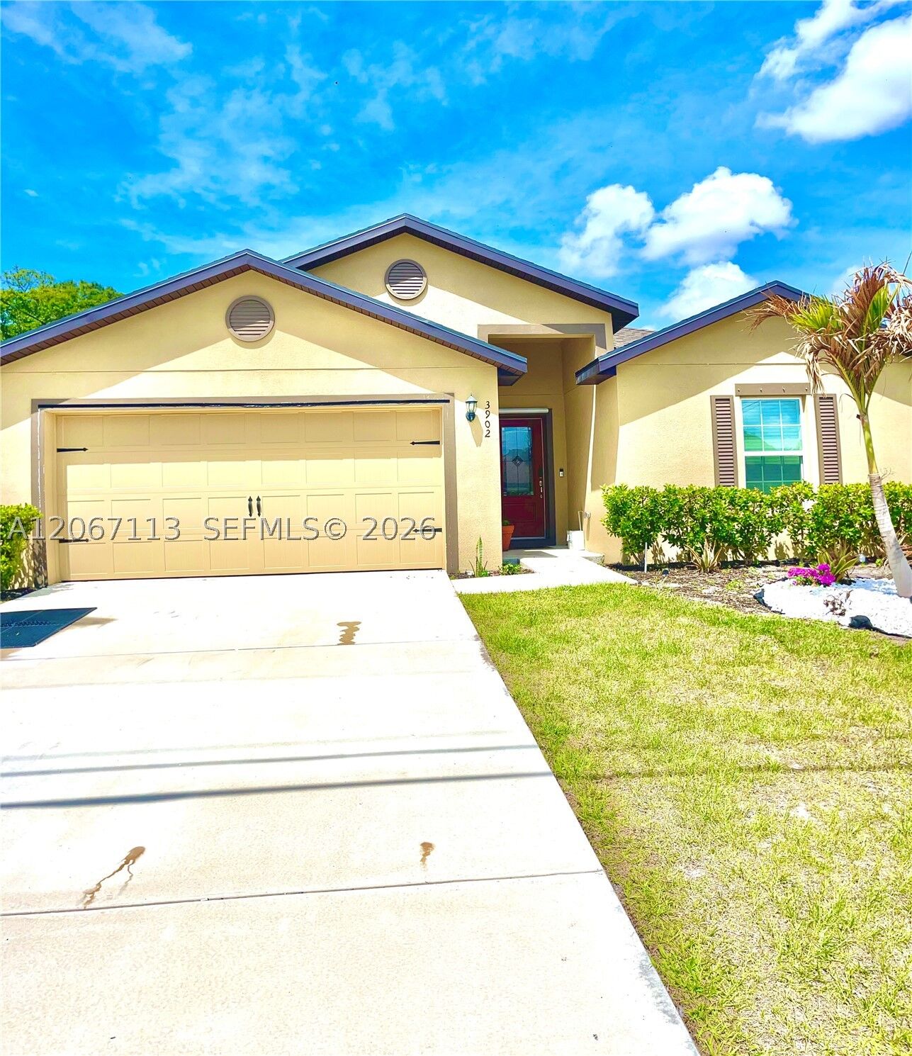 Property Photo:  3902 SW Brunswick St  FL 34953 