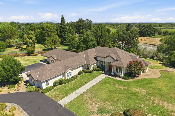 Property Photo:  3031 Denice Way  CA 96022 