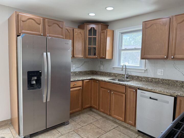 Property Photo:  1004 Highland Ave  NJ 08029 