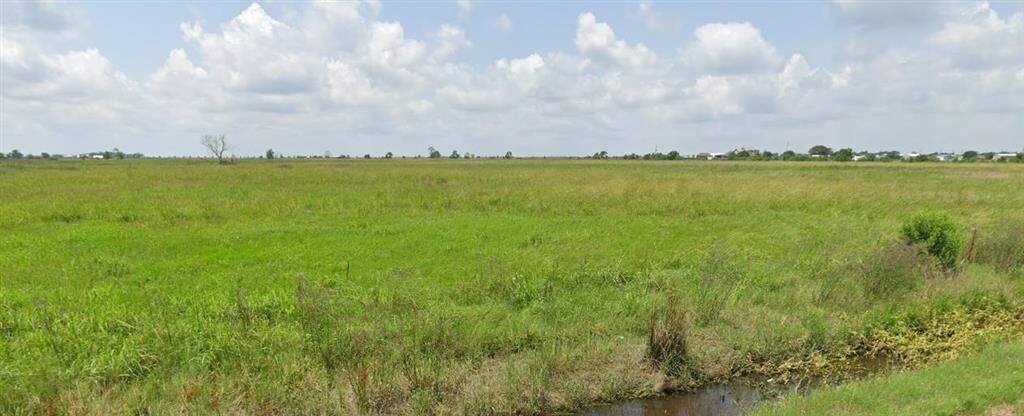 Property Photo:  3 Hwy 384  LA 70607 