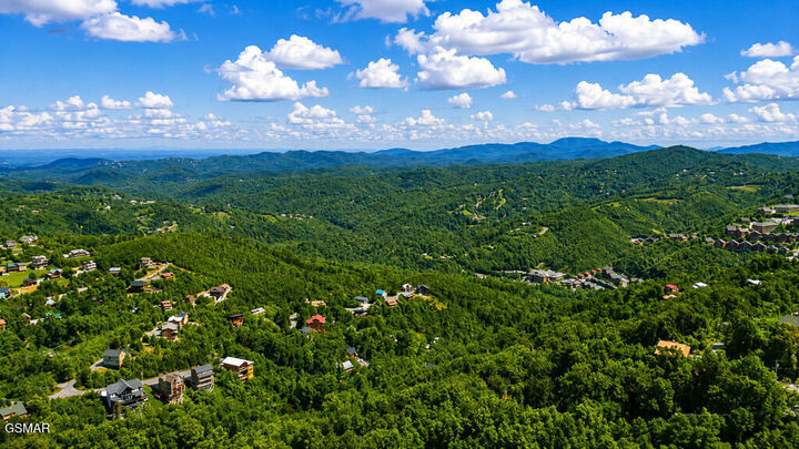 Property Photo:  706 Chestnut Drive  TN 37738 