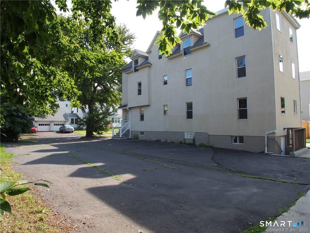 Property Photo: 81 Longfellow Avenue 2nd Flr CT 06825