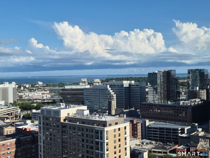 Property Photo:  1 Broad Street Ph 26E  CT 06901 