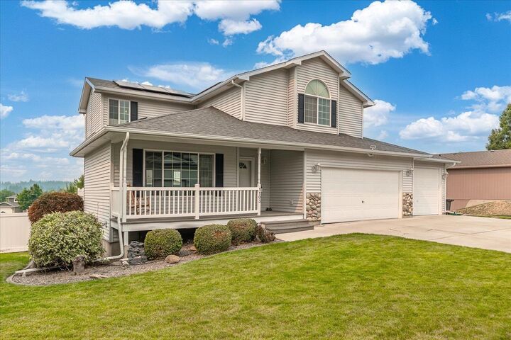 Property Photo: 1103 N Fox Ridge Rd WA 99022