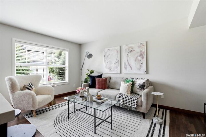 Property Photo: 2007 Pohorecky Crescent 201 SK S7W 0V3