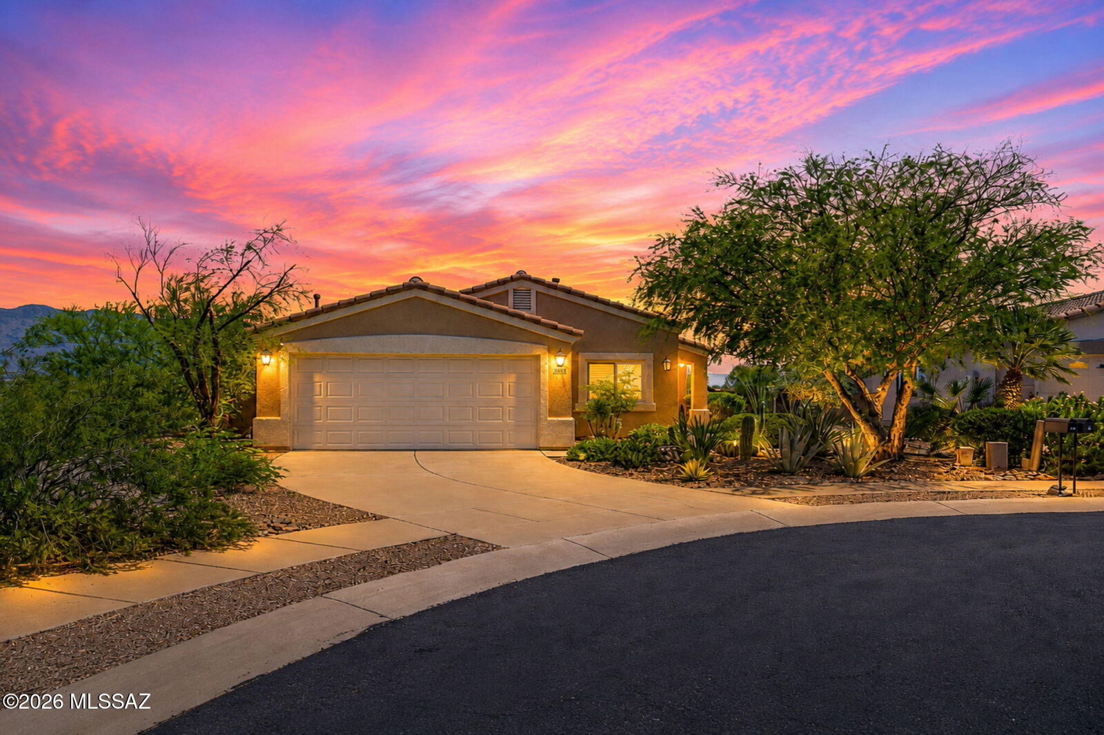 Property Photo: 3958 W Bagley Flat Place AZ 85745