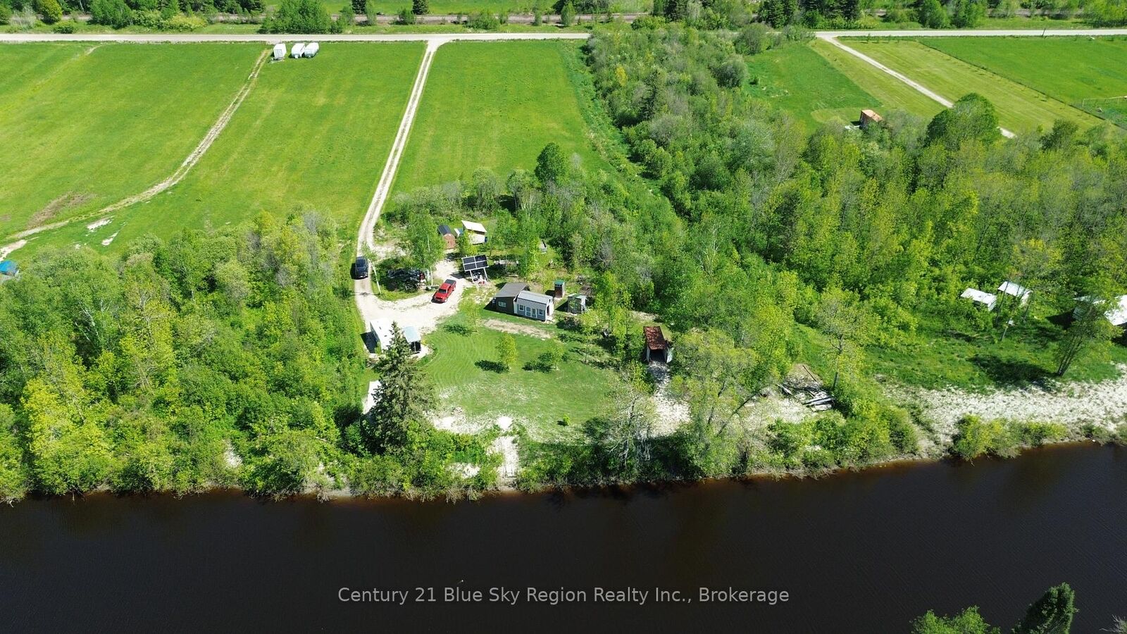 Property Photo:  342 Old Highway 17 N/A  ON P0H 1V0 