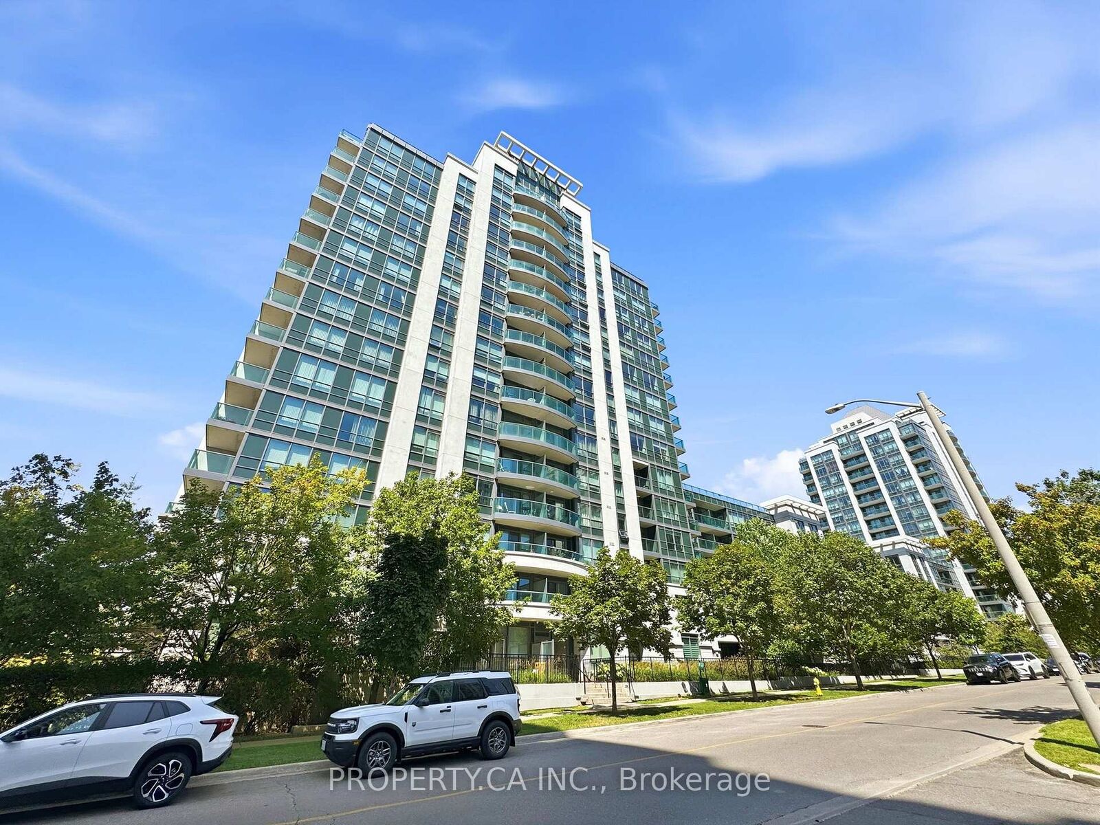 Property Photo:  30 North Park Road 706  ON L4J 0G6 