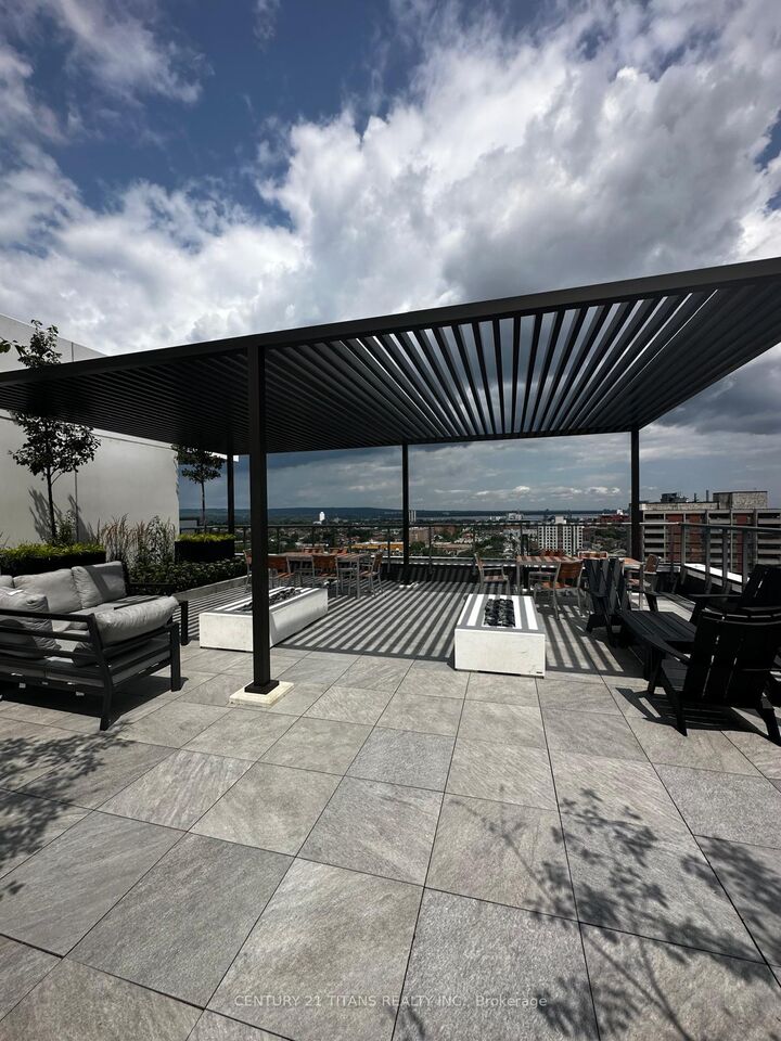 Property Photo:  212 King Williams Street 1206  ON L8R 0A7 