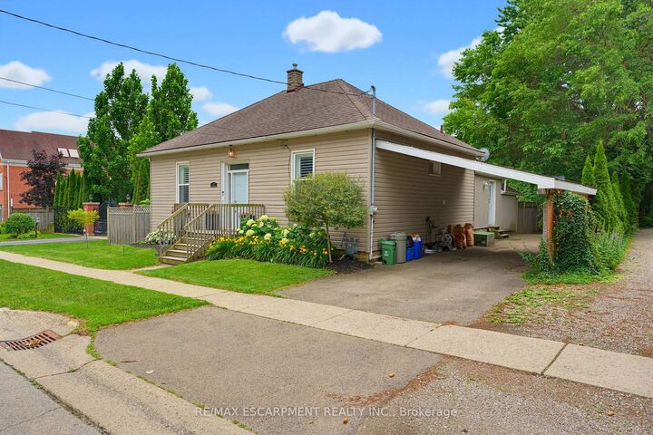 Property Photo: 57 Main Street N ON L0R 2H0