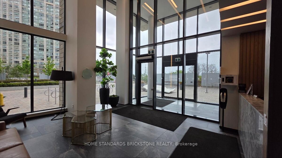 Property Photo:  20 Thomas Riley Road 606  ON M9B 1B3 