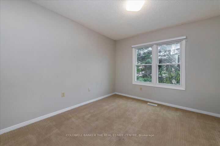 Property Photo: 119 D'Ambrosio Drive 9 ON L4N 7N7