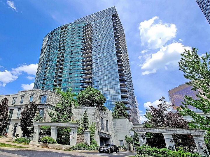 25 Greenview Avenue 2118 — photo 1