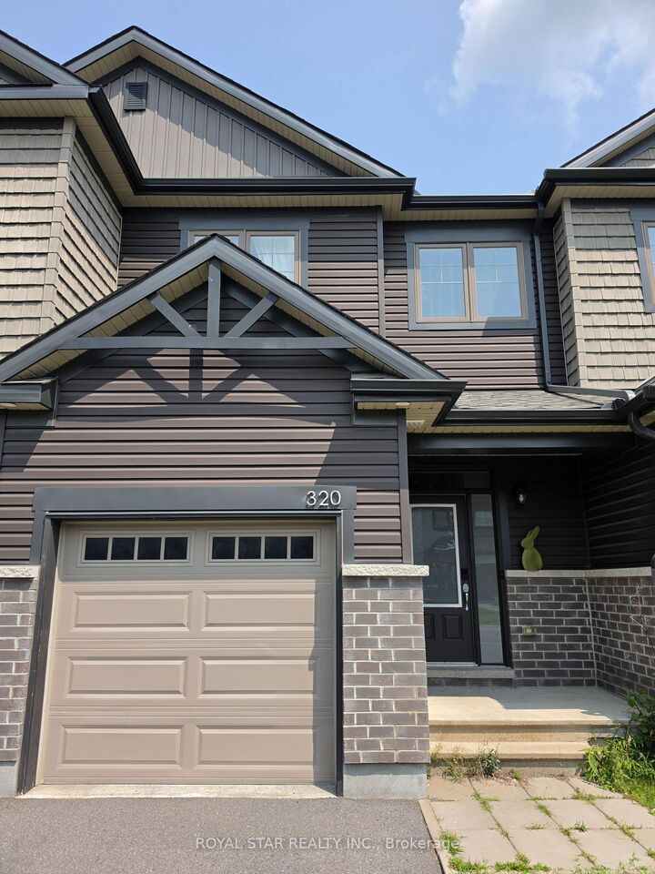 Property Photo: 320 Grackle Street ON K1X 0G6