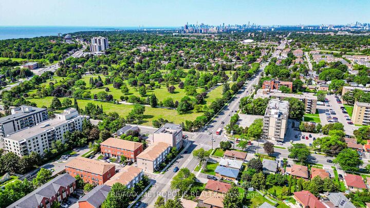 Property Photo:  3767B St Claire Avenue E  ON M1M 0C8 