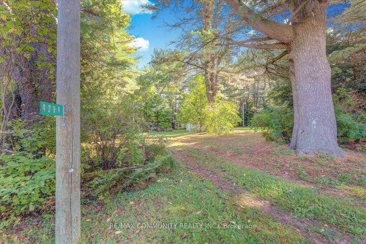 Property Photo: 4294 Canal Road ON L0K 2B0