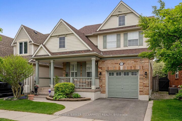 Photo de la propriété:  593 Caverhill Crescent  ON L9T 5K1 