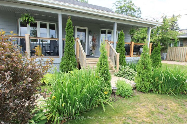 Property Photo:  773 Scollard Street  ON P1B 5A3 