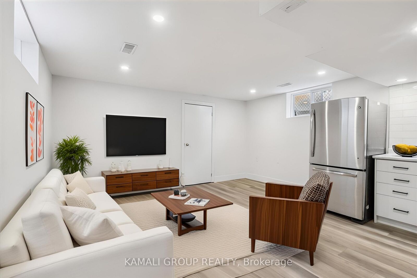 Property Photo: 2027 Brampton Street Bsmt ON L8H 3S9