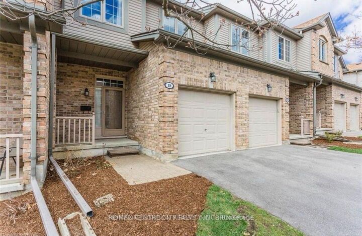 Property Photo: 185 North Centre Road 18 ON N5X 4C9