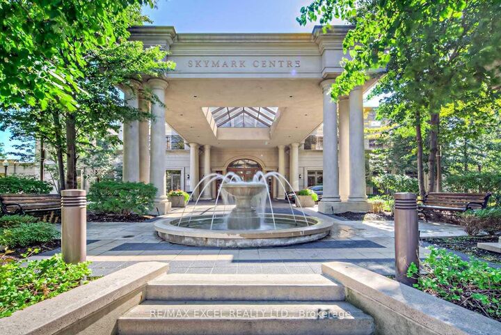 Property Photo:  78 Harrison Garden Boulevard 1404  ON M2N 7E2 