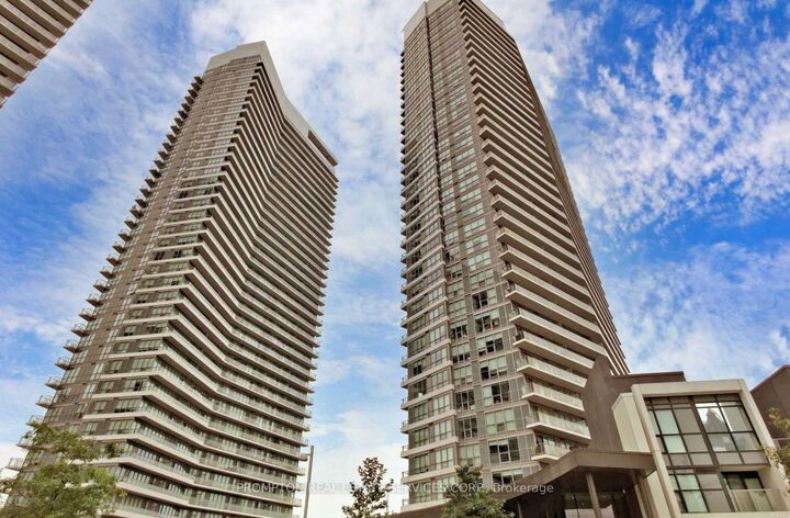 Property Photo: 117 McMahon Drive 3303 ON M2K 2X9
