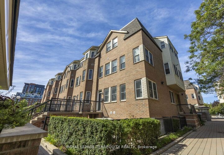 Property Photo: 760 Lawrence Avenue W 129 ON M6A 3E7