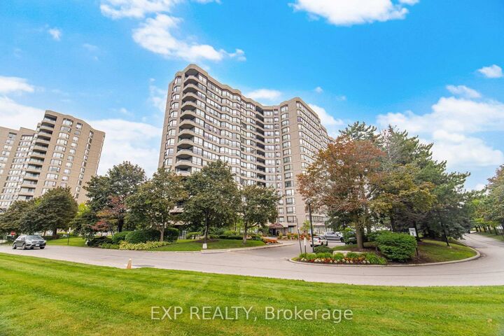 7440 Bathurst Street 410 — photo 1