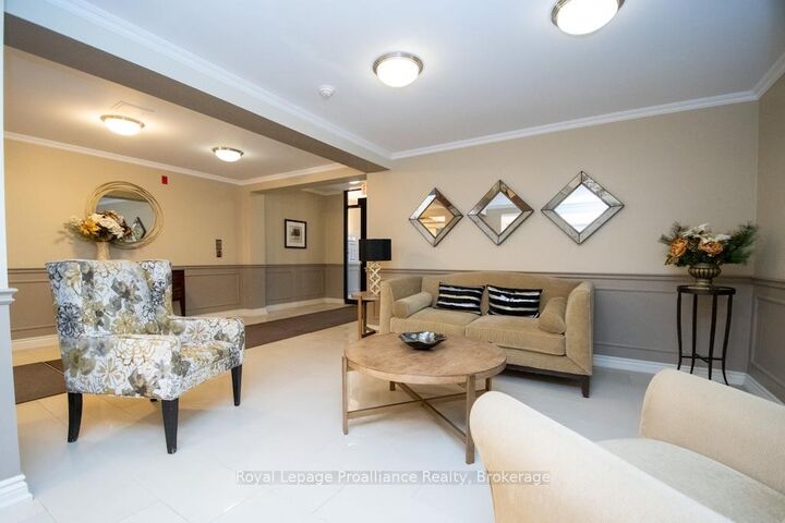 Property Photo:  869 Clonsilla Avenue 212  ON K9J 0B7 