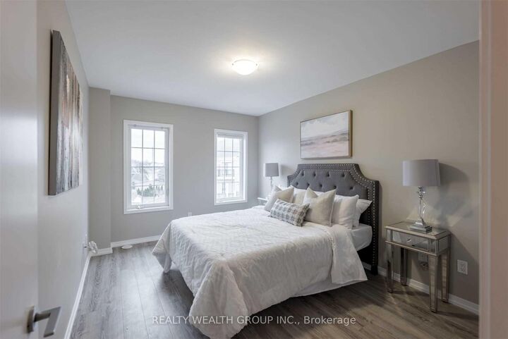 Property Photo: 26 Bruce Street 12 ON L4L 1J4