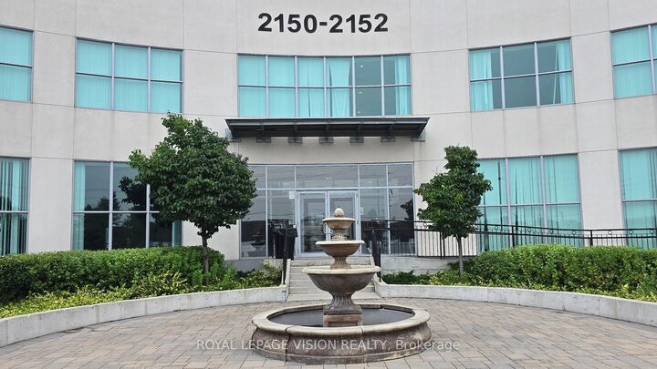 Property Photo: 2150 Lawrence Avenue E 1812 ON M1R 3A7