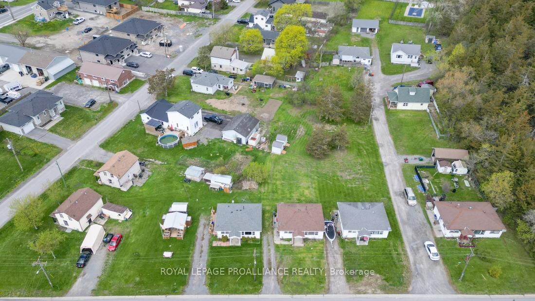 Property Photo: 45 Black Diamond Road ON K8N 0N6