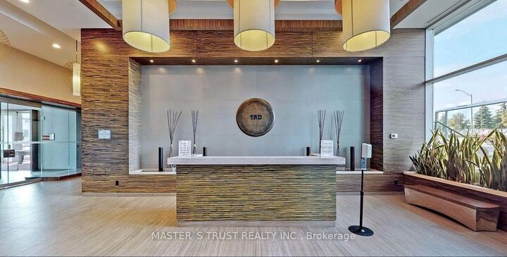 Property Photo: 8763 Bayview Avenue 226 ON L4B 3V1