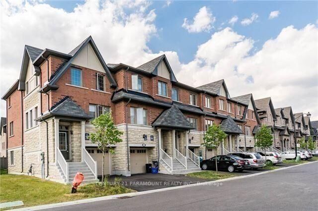 Property Photo:  1301 Granrock Crescent  ON L5V 0E1 